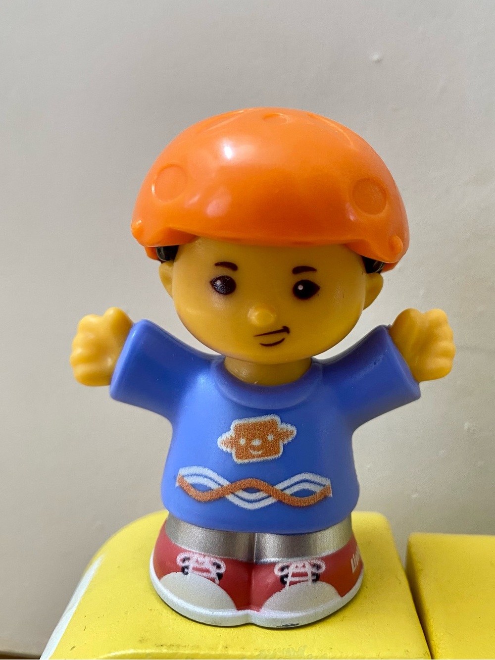Fisher Price Little People Skateboarder Boy Replacement Figure